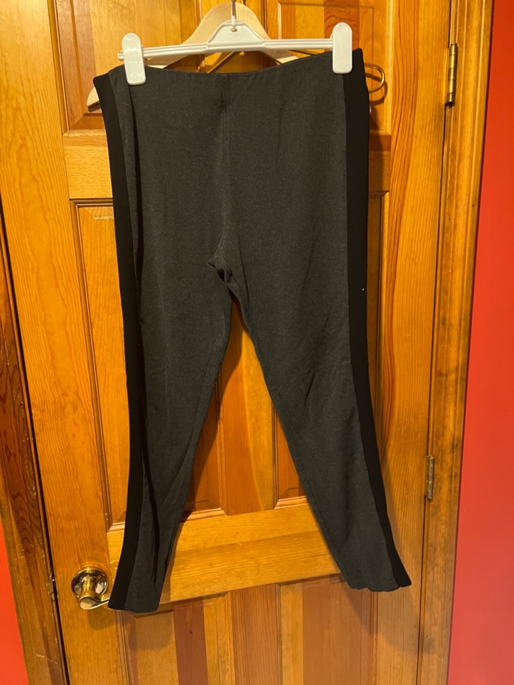 Max Jeans pull on  Pants XL gray black stripe down sides